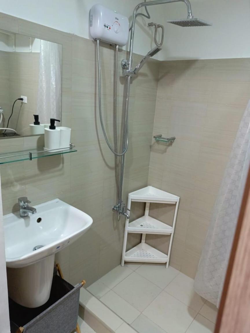 Shore 2 Residences High Speed Internet Walking Distance To Moa And Ikea Manilla Buitenkant foto